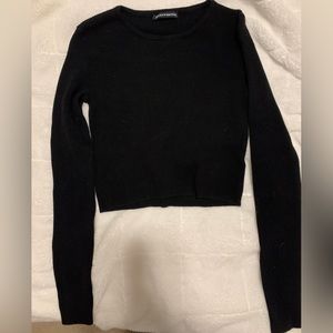 Brandy Melville cropped ribbed shirt